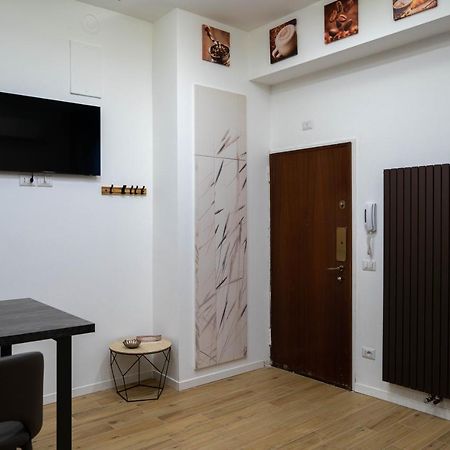L Arche Comfort & Relax Brown Home Di Via Varesina 밀라노 외부 사진