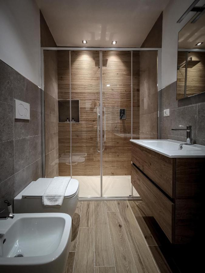 L Arche Comfort & Relax Brown Home Di Via Varesina 밀라노 외부 사진