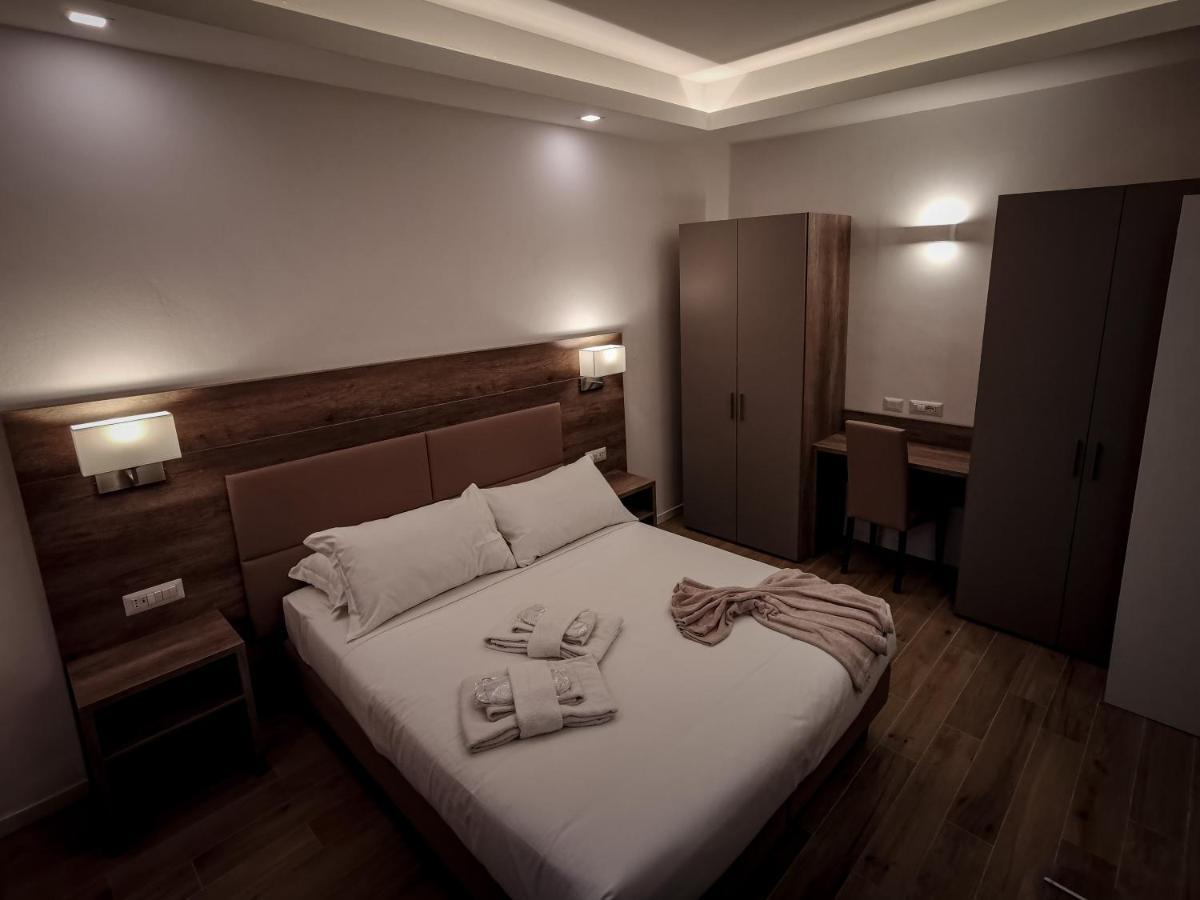 L Arche Comfort & Relax Brown Home Di Via Varesina 밀라노 외부 사진