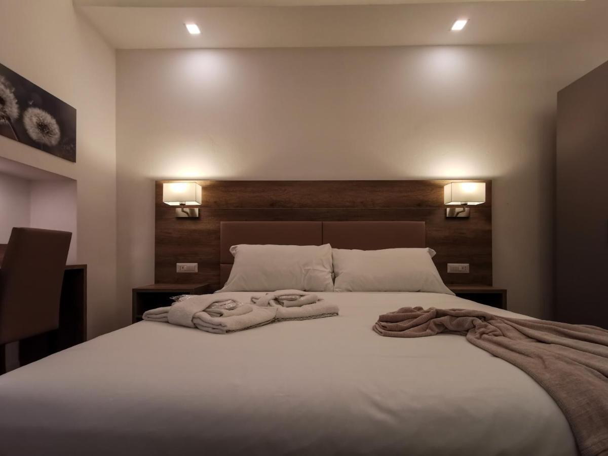 L Arche Comfort & Relax Brown Home Di Via Varesina 밀라노 외부 사진