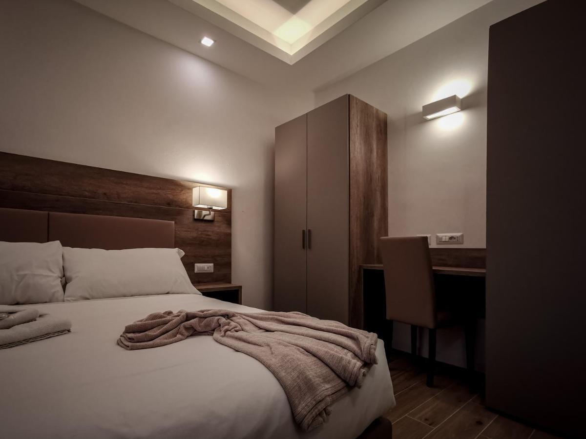 L Arche Comfort & Relax Brown Home Di Via Varesina 밀라노 외부 사진